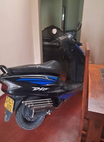honda-dio-2012-big-4