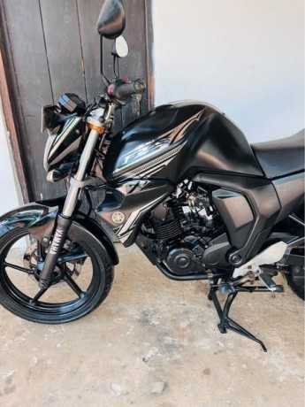 yamaha-fz-v2-big-3