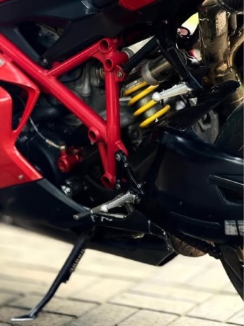 ducati-corse-evo-2012-big-4