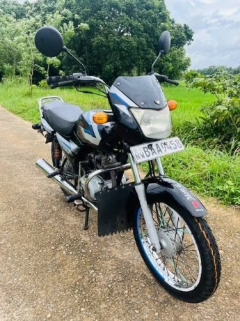 bajaj-ct-100-2013-big-0