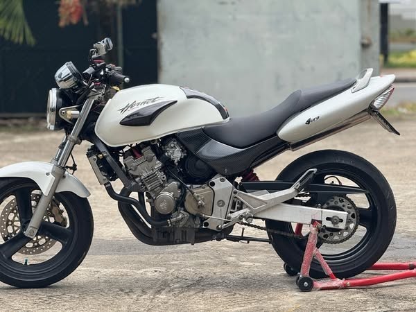 honda-hornet-250cc-original-unregistered-big-0