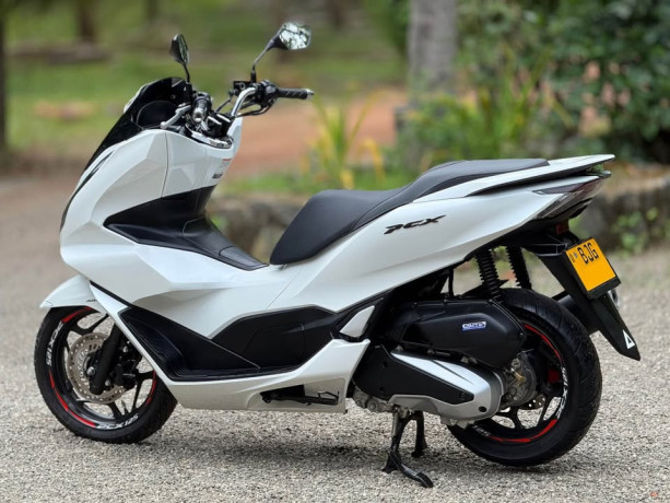 honda-pcx-big-2