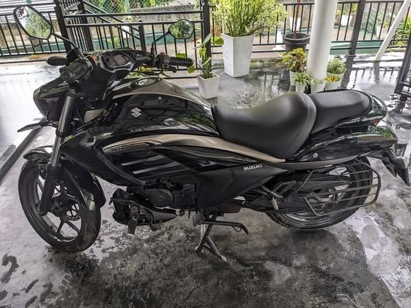 suzuki-intruder-for-sale-abs-model-big-3