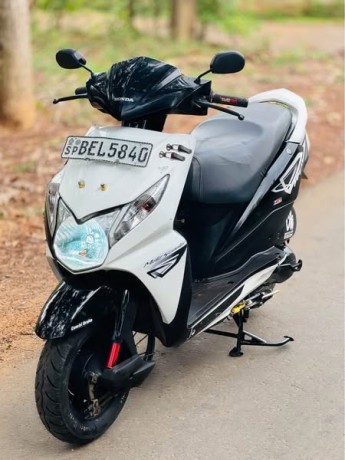 honda-dio-2016-bel-big-0