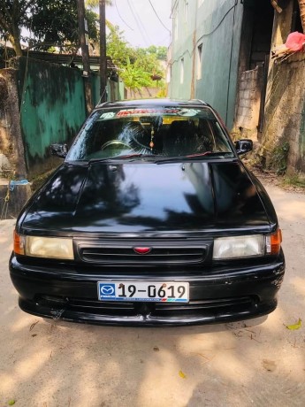 mazda-familiya-bj3p5-big-0