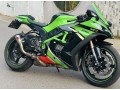 kawasaki-ninja-zx10r-2015-small-3