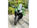 kawasaki-ninja-zx10r-2015-small-0
