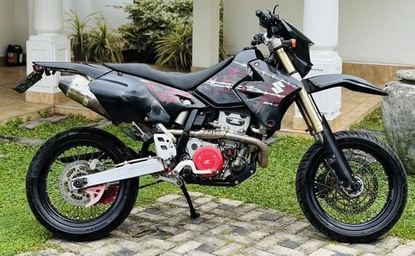 suzuki-drz-400-big-3