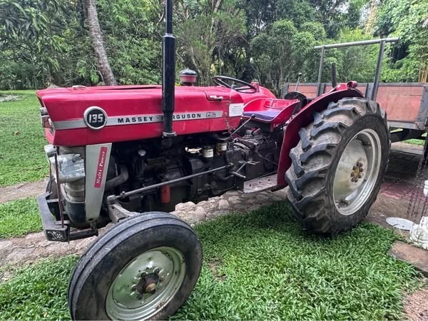 massey-ferguson-135dl-big-4