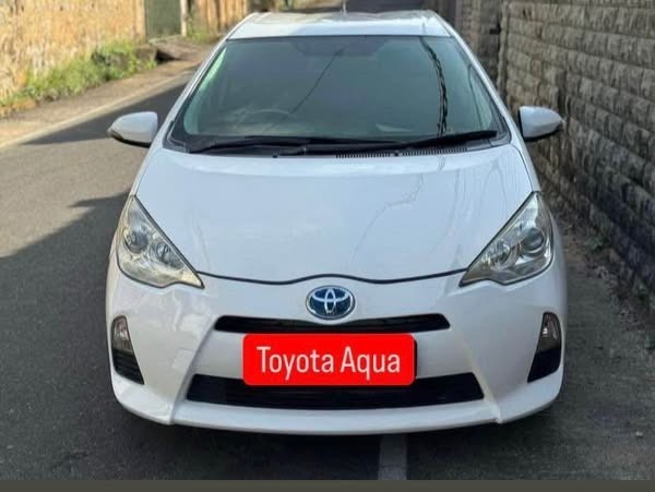 toyota-aqua-2012-2013-registered-big-0