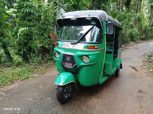 bajaj-re-4-stoke-big-0