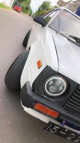 nissan-sunny-wagon-vb11-big-0