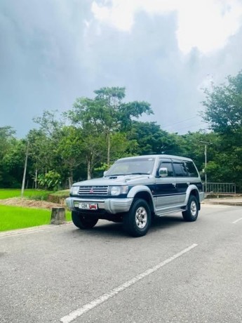 mitsubishi-pajero-intercooler-big-1