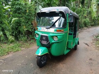 bajaj-re-4-stoke