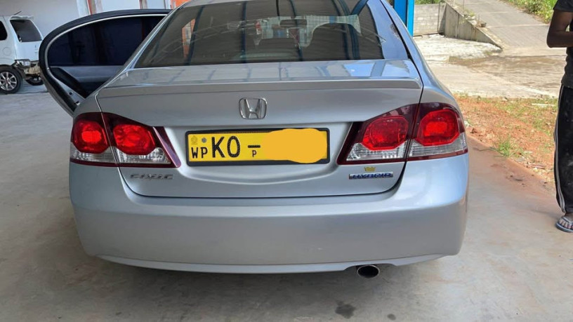 honda-civic-2009-big-2