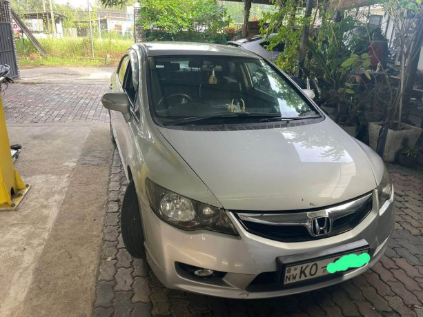 honda-civic-2009-big-7