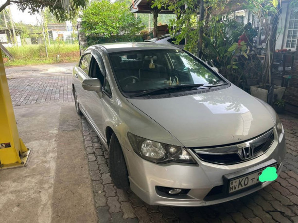 honda-civic-2009-big-5
