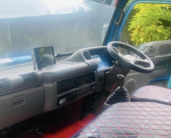 isuzu-original-tipper-big-4