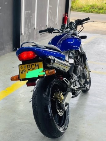 honda-hornet-ch120-2015-big-1