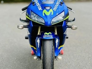 hona-cbr-600-registered