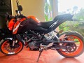 ktm-duke-200-2019-small-1