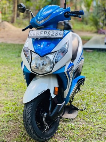 honda-dio-onlight-big-0