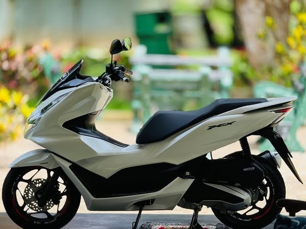 honda-pcx-for-sale-big-2