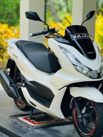 honda-pcx-for-sale-big-0