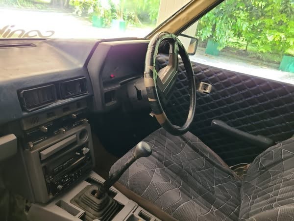 toyota-corona-at140-diesel-1984-big-1