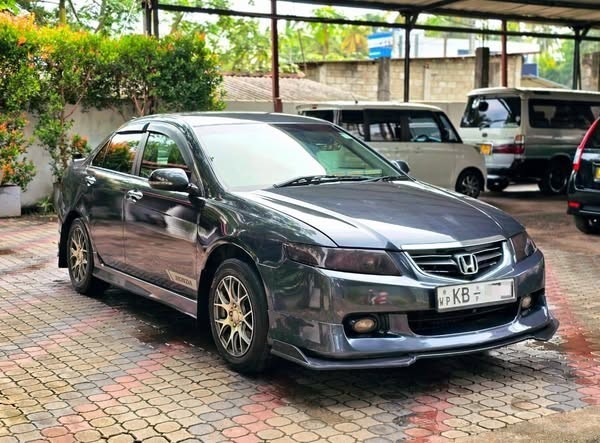 honda-accord-2006-big-4