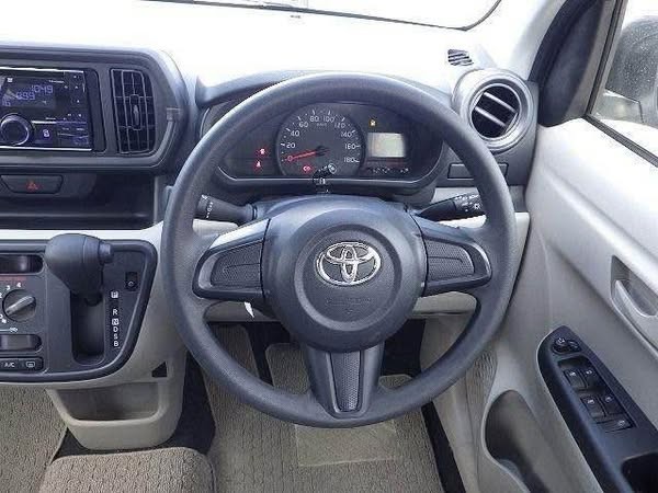toyota-passo-unregistered-big-4