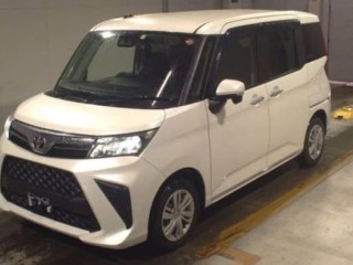 toyota-roomy-unregistered