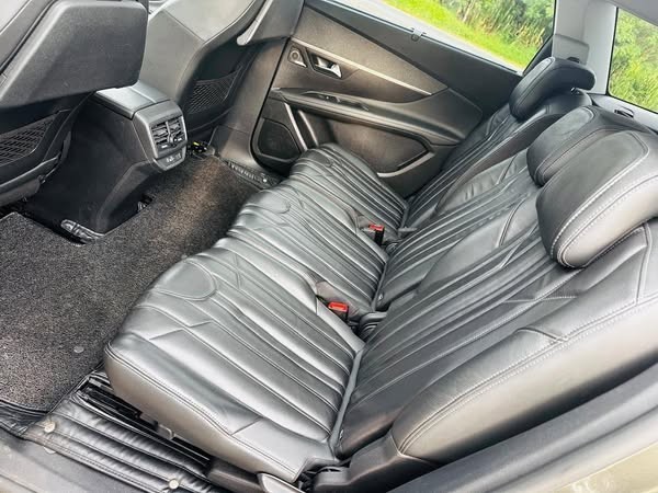 peugeot-5008-gt-line-big-4