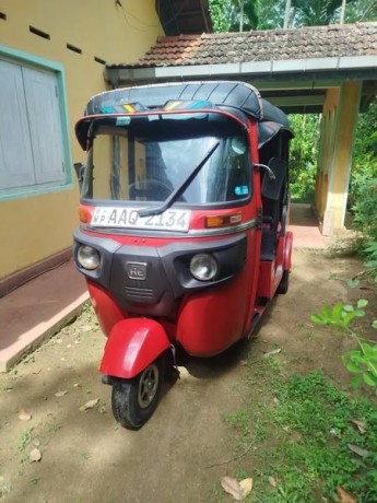 bajaj-threeweel-big-4