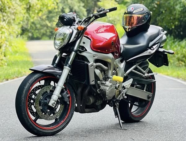 yamaha-fz-600-2007-big-2