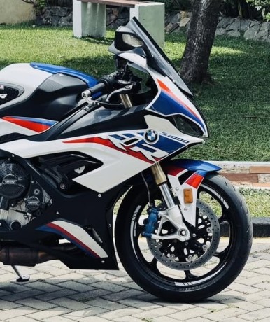 bmw-s1000rr-msport-2022-big-1