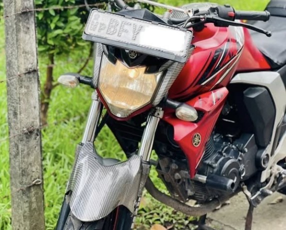 yamaha-fz-v2-s-2018-big-4