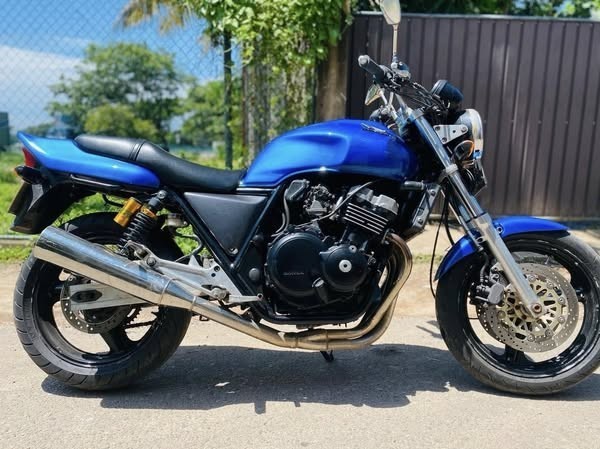 honda-cb4-version-s-big-0