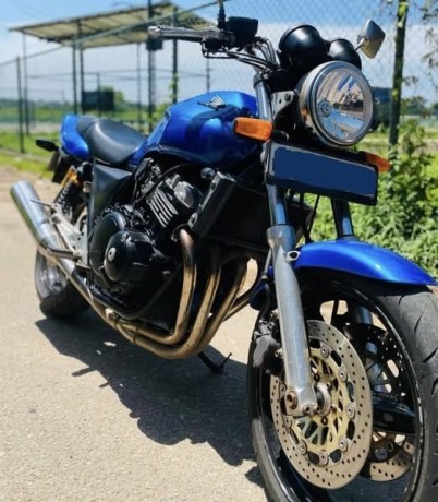honda-cb4-version-s-big-1