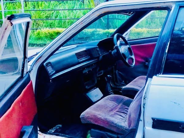 toyota-corona-premio-big-3