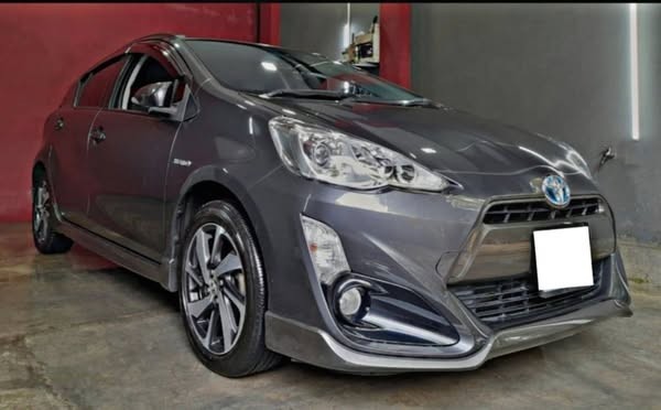 toyota-aqua-x-urban-20152015-big-1