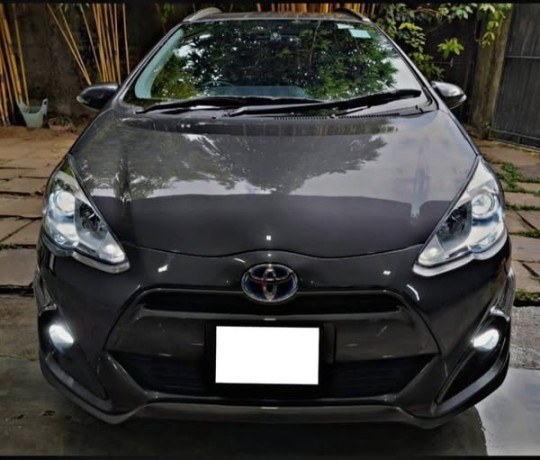 toyota-aqua-x-urban-20152015-big-0