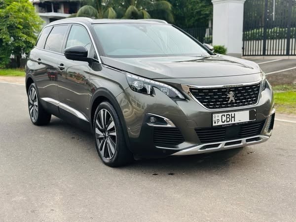 peugeot-5008-gt-line-big-1