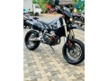 suzuki-drz-400sm-2023-small-2