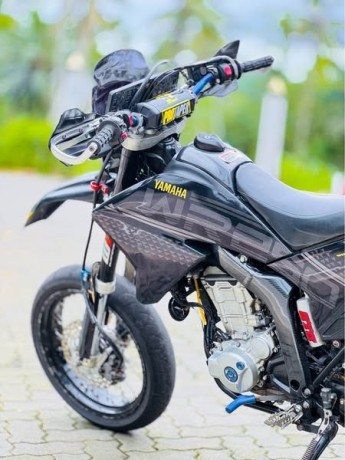 yamaha-wr250r-big-2