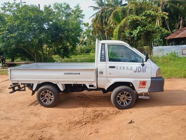 toyota-townace-lorry-4wd-big-2