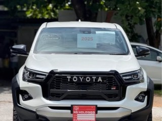 brand-new-toyota-hilux-gr-sport-2025-now-available-in-sri-lanka