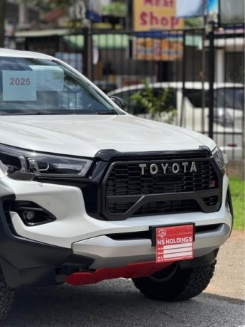 brand-new-toyota-hilux-gr-sport-2025-now-available-in-sri-lanka-big-1