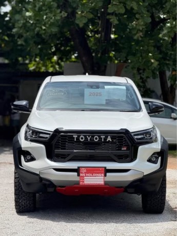 brand-new-toyota-hilux-gr-sport-2025-now-available-in-sri-lanka-big-0