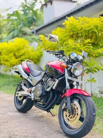 honda-hornet-250-ch115-big-0